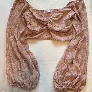 Vestique Floral Long Sleeve Crop Top